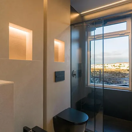 Luxury With Private Pool, Jacuzzi & Sauna - Cueva Del Sol Tahiche