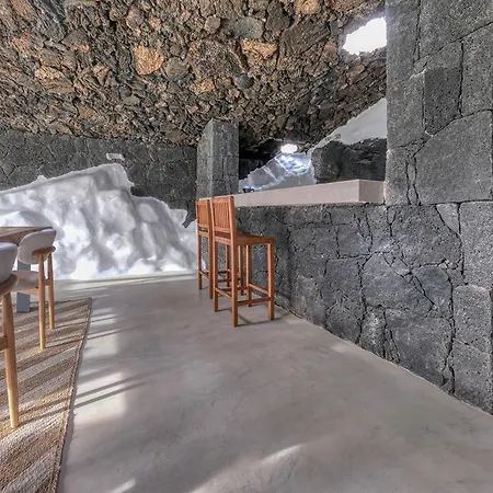 Luxury With Private Pool, Jacuzzi & Sauna - Cueva Del Sol * Tahiche