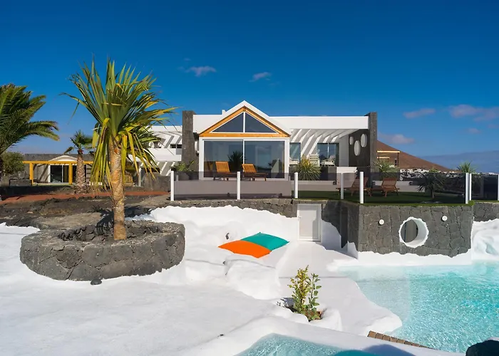 Luxury With Private Pool, Jacuzzi & Sauna - Cueva Del Sol Villa Tahiche