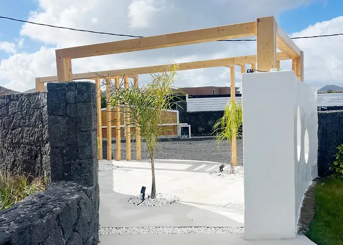 Luxury With Private Pool, Jacuzzi & Sauna - Cueva Del Sol Tahiche