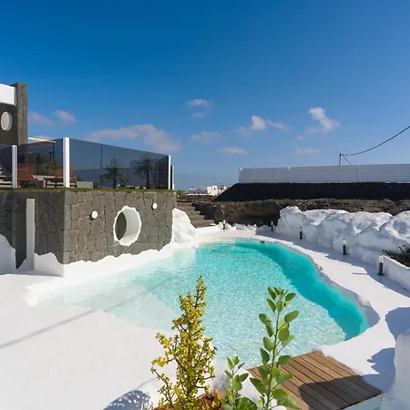 Luxury With Private Pool, Jacuzzi & Sauna - Cueva Del Sol Villa