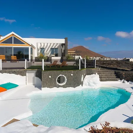 Luxury With Private Pool, Jacuzzi & Sauna - Cueva Del Sol